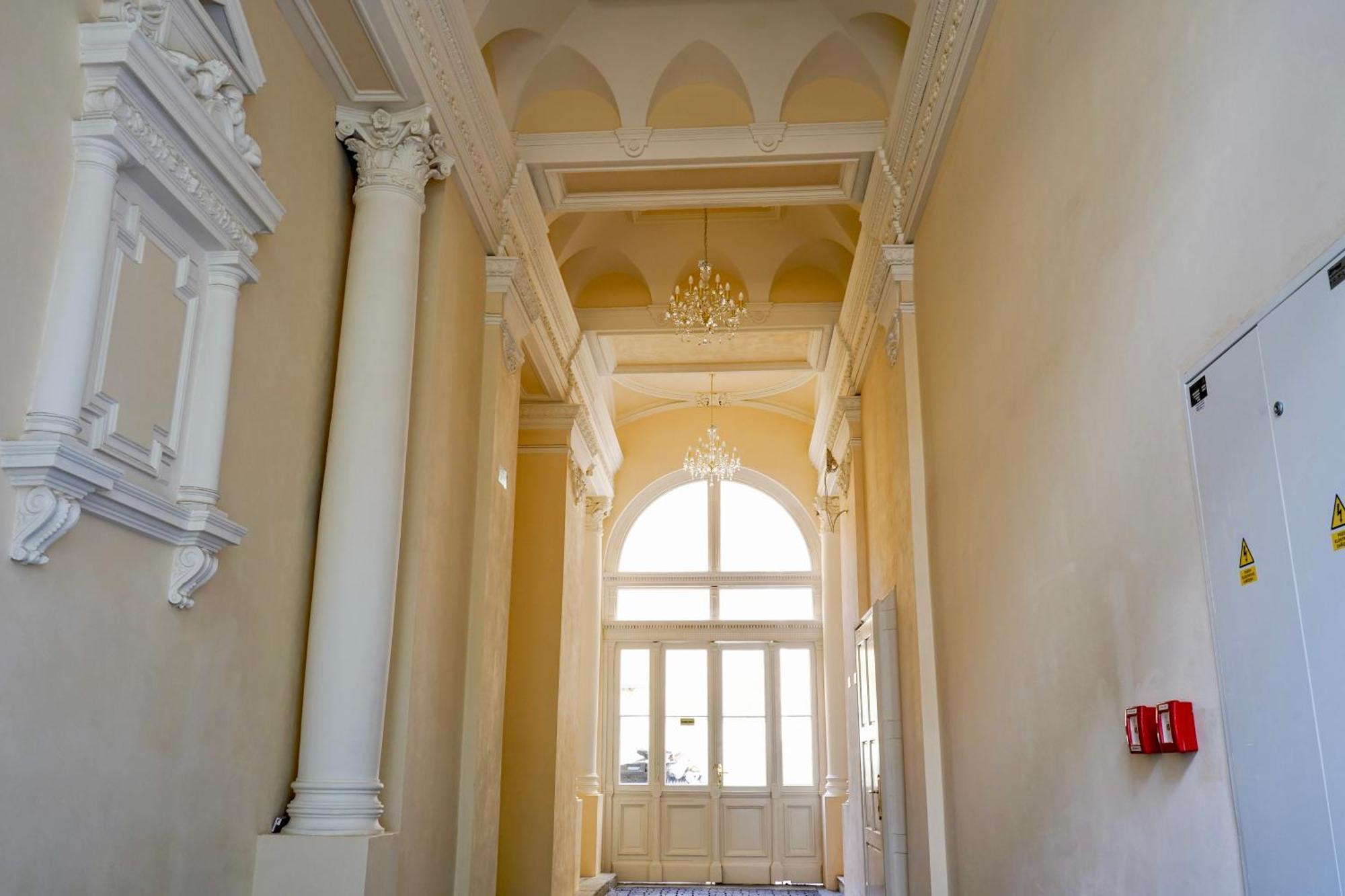 Apartment Centrally Located Gem In Prague